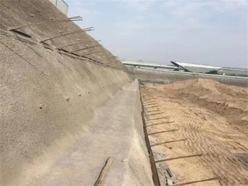 长春河道边坡加固